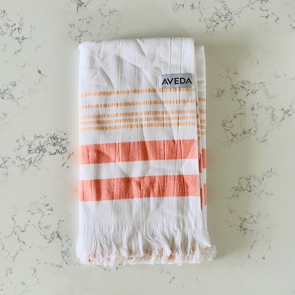 AVEDA Beach Towel - Picture 2 of 14